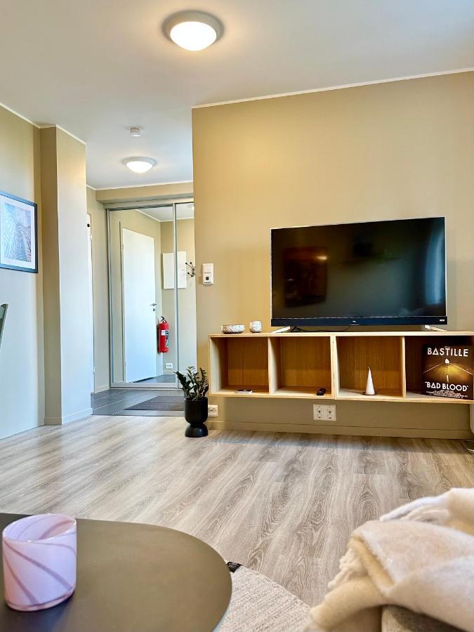 Modern Apartment In Тромсё Экстерьер фото