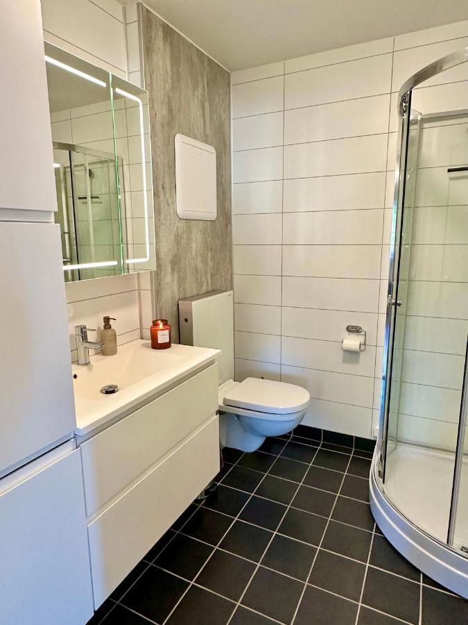 Modern Apartment In Тромсё Экстерьер фото